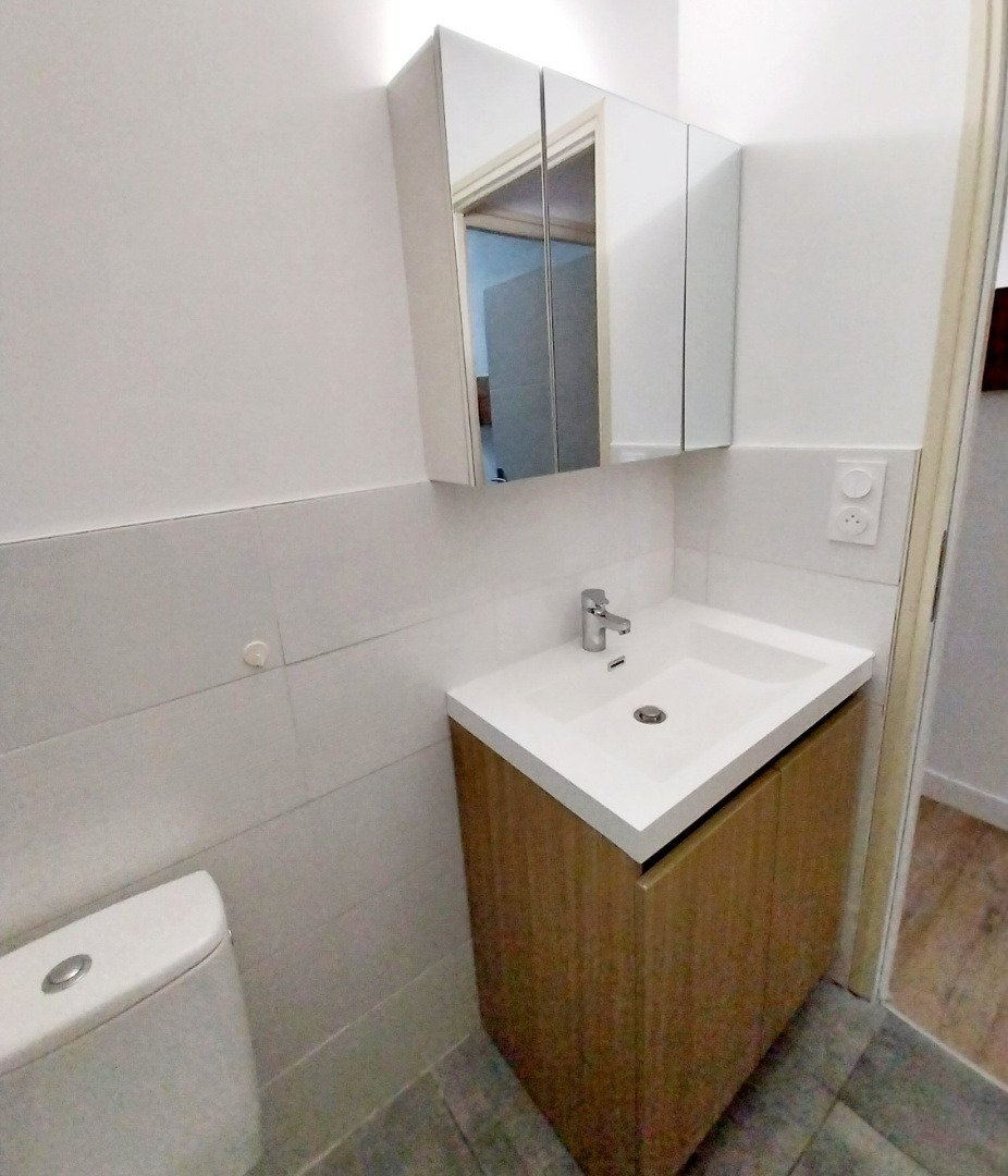 Rénovation de salle de bain et plomberie — réalisation HE2M à Libourne